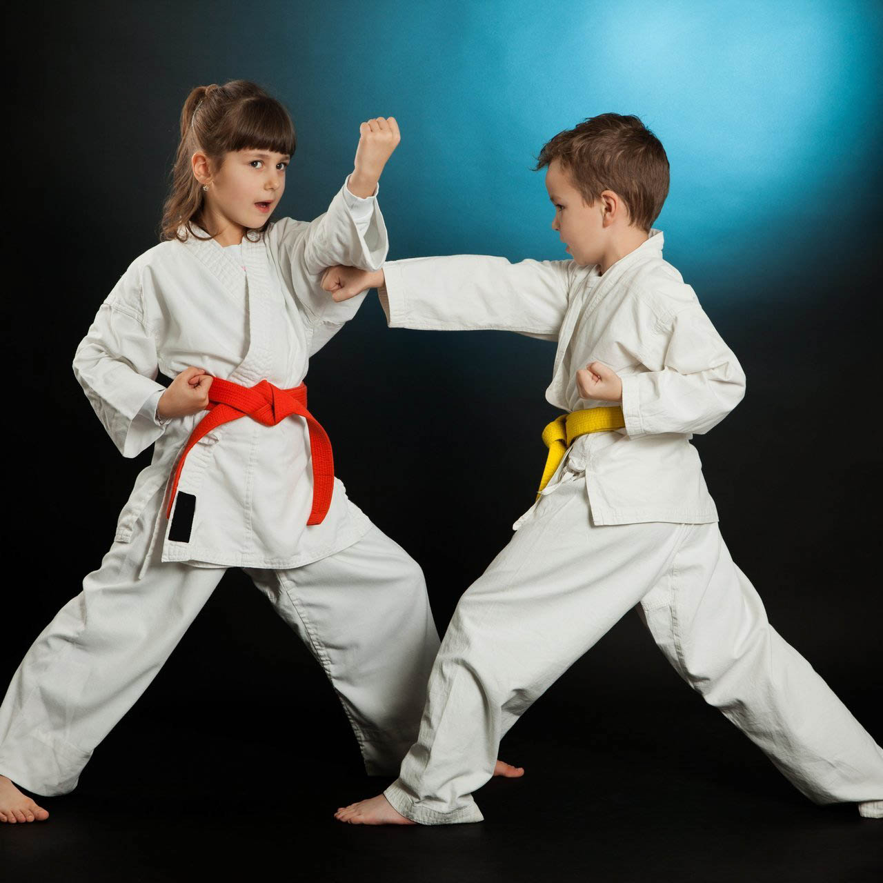 1637926314_6-sportishka-com-p-deti-karatisti-krasivie-sportivnie-foto-6